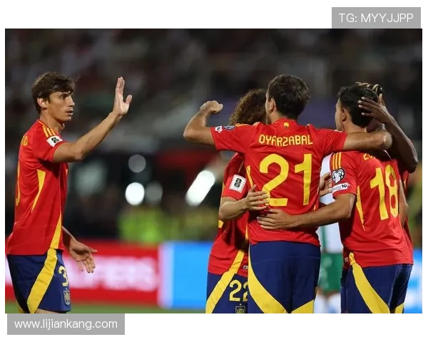 世界杯预选赛激烈对决 各大豪门纷纷亮相争夺入场券