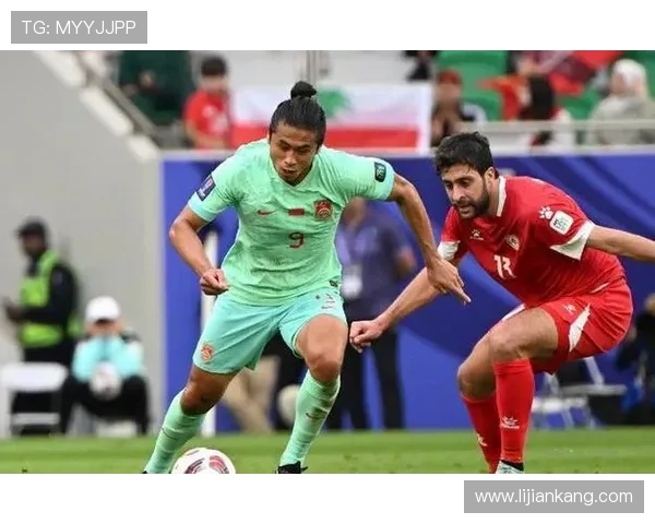 国家队迎关键战新帅首秀引关注球迷期待世界杯前景分析