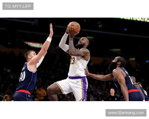 詹姆斯率湖人逆转勇士上演加时绝境反击巅峰对决激燃全场怒爆奇迹