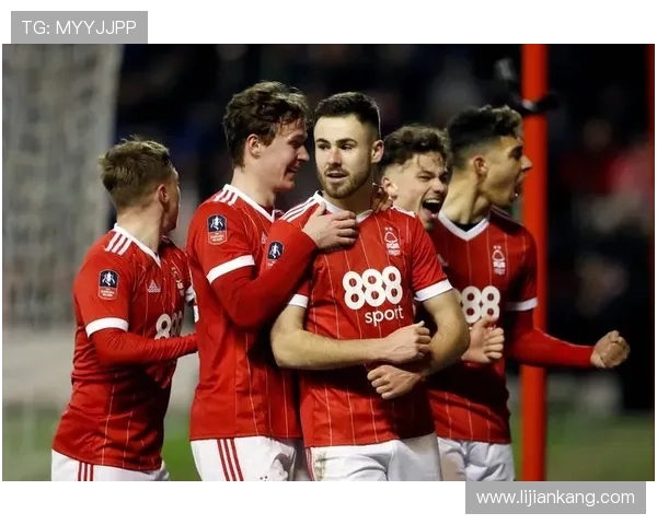 诺丁汉森林俱乐部签约新援强化阵容 力争重返英超前四行列